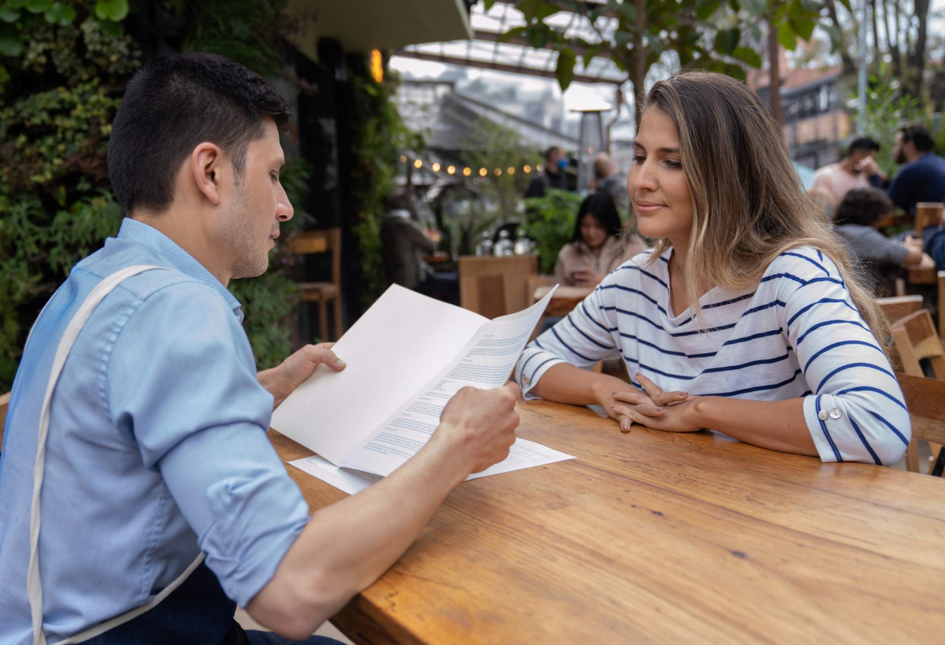 How to prepare for a job interview in the tourism and restaurant sector